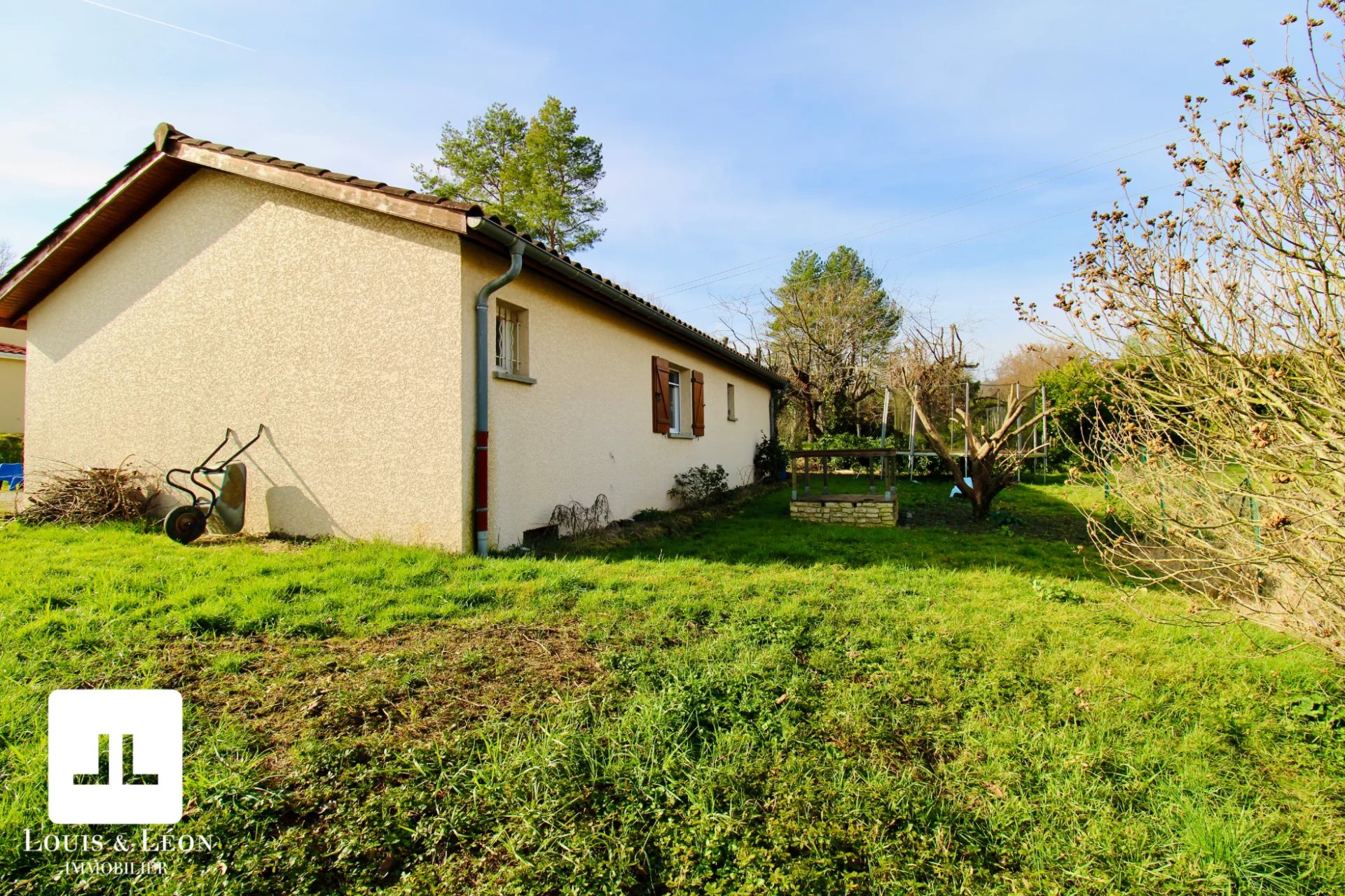 Charmante maison – Lucenay