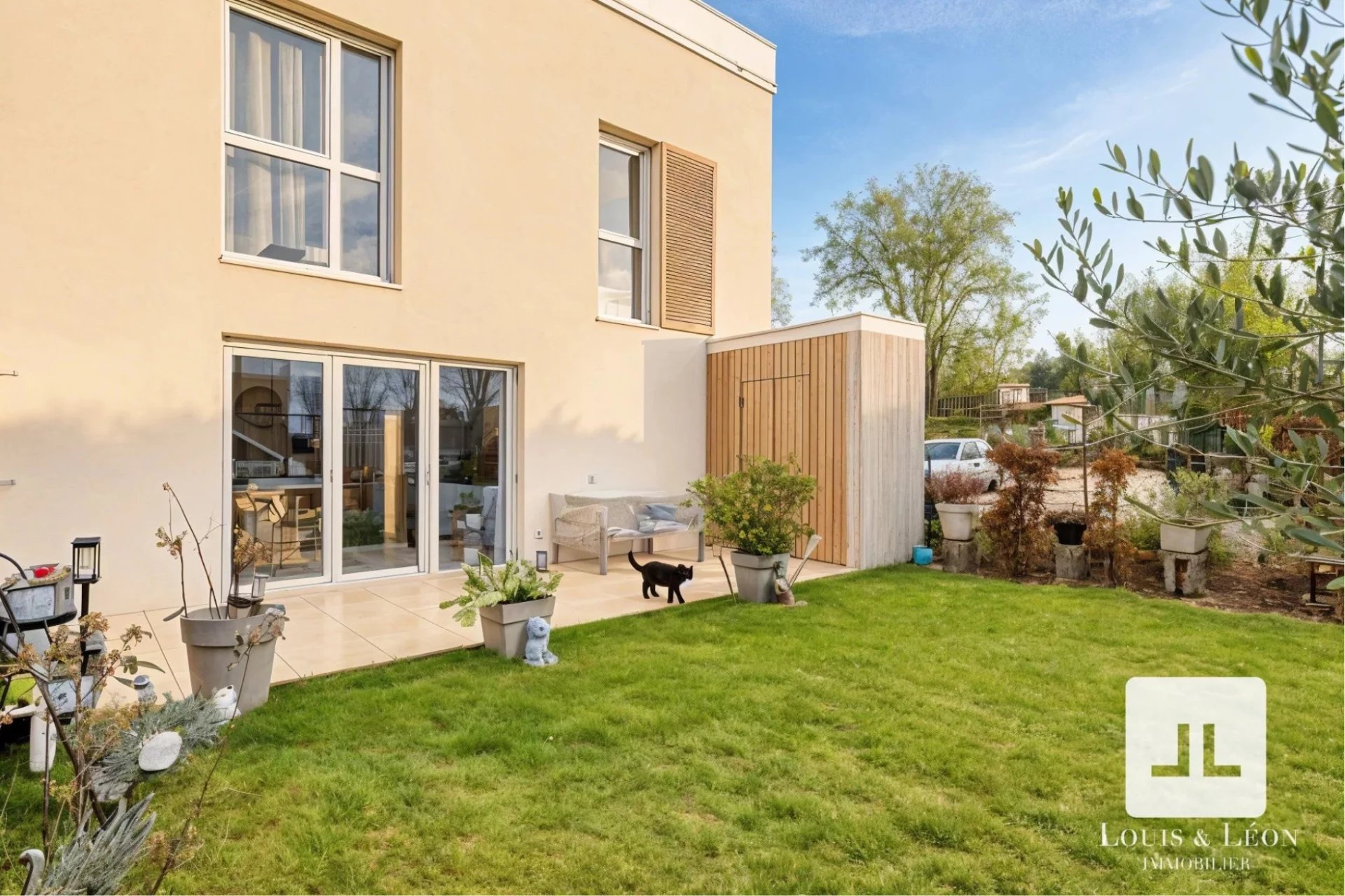 Appartement en duplex avec jardin – Résidence récente