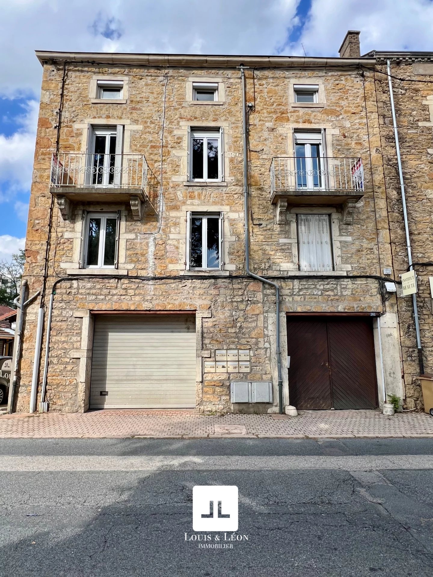 DUPLEX 48m2 A RENOVER + BALON & CAVE – Villefranche sur Saône