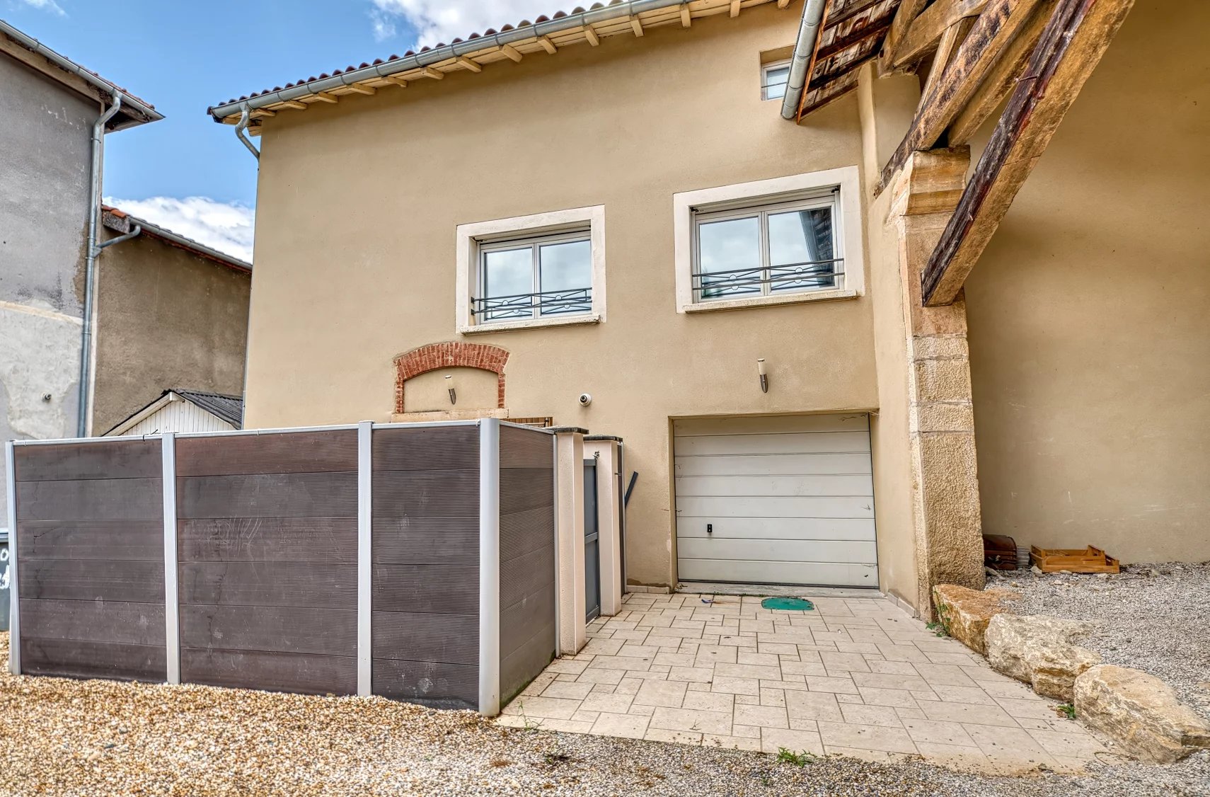 Maison Charmante à Parcieux