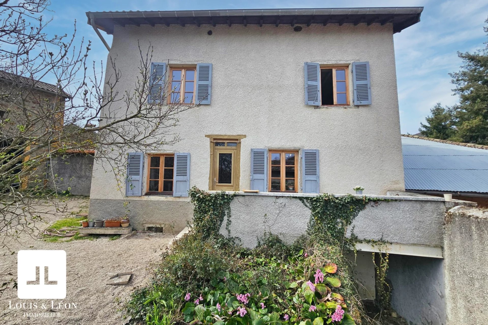 Maison et grange en pierre