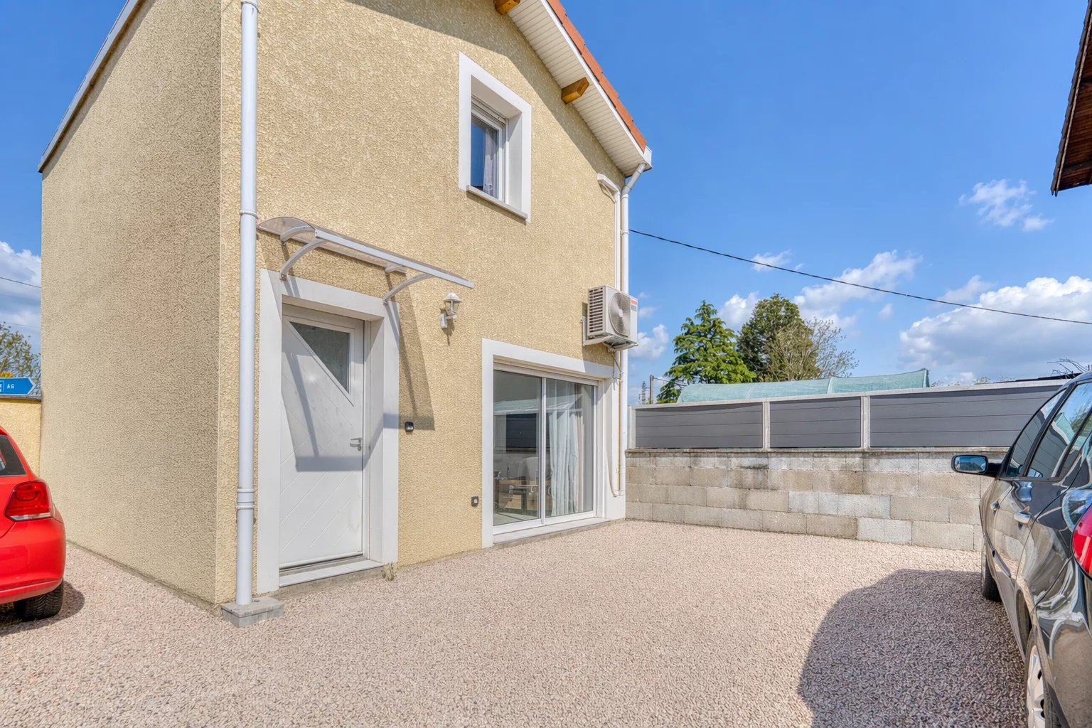 Maison duplex 54 m² avec parking – Taponas (Rhône)