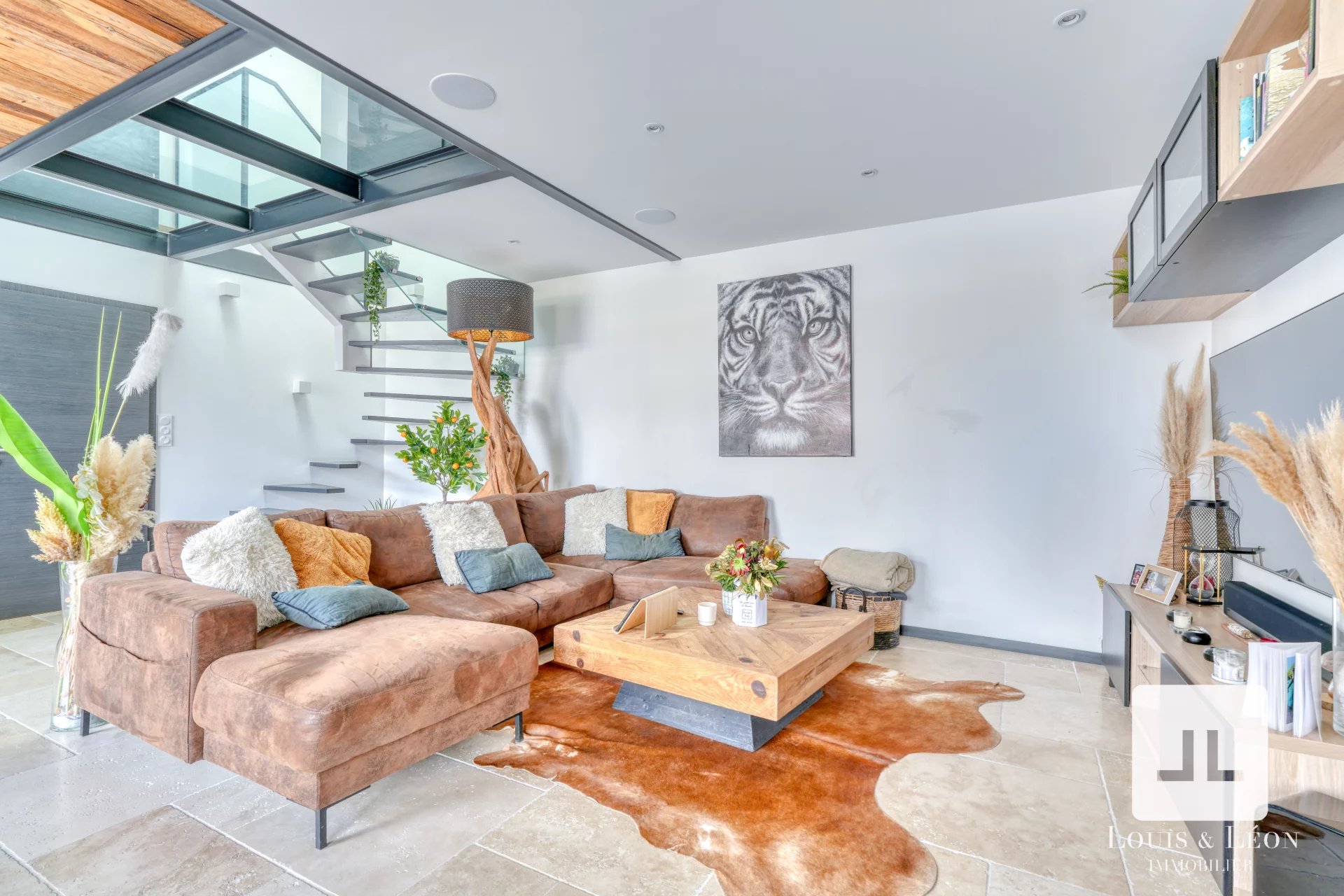 Maison rénovée de 128 m² – 3 chambres – Piscine – Prestations de qualité