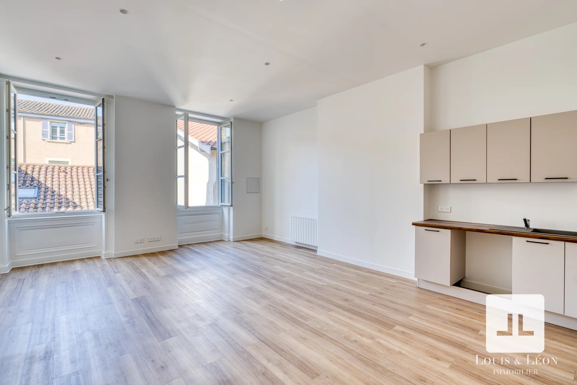 Appartement de caractère – 86 m² – Emplacement premium Rue Nationale à Villefranche-sur-Saône